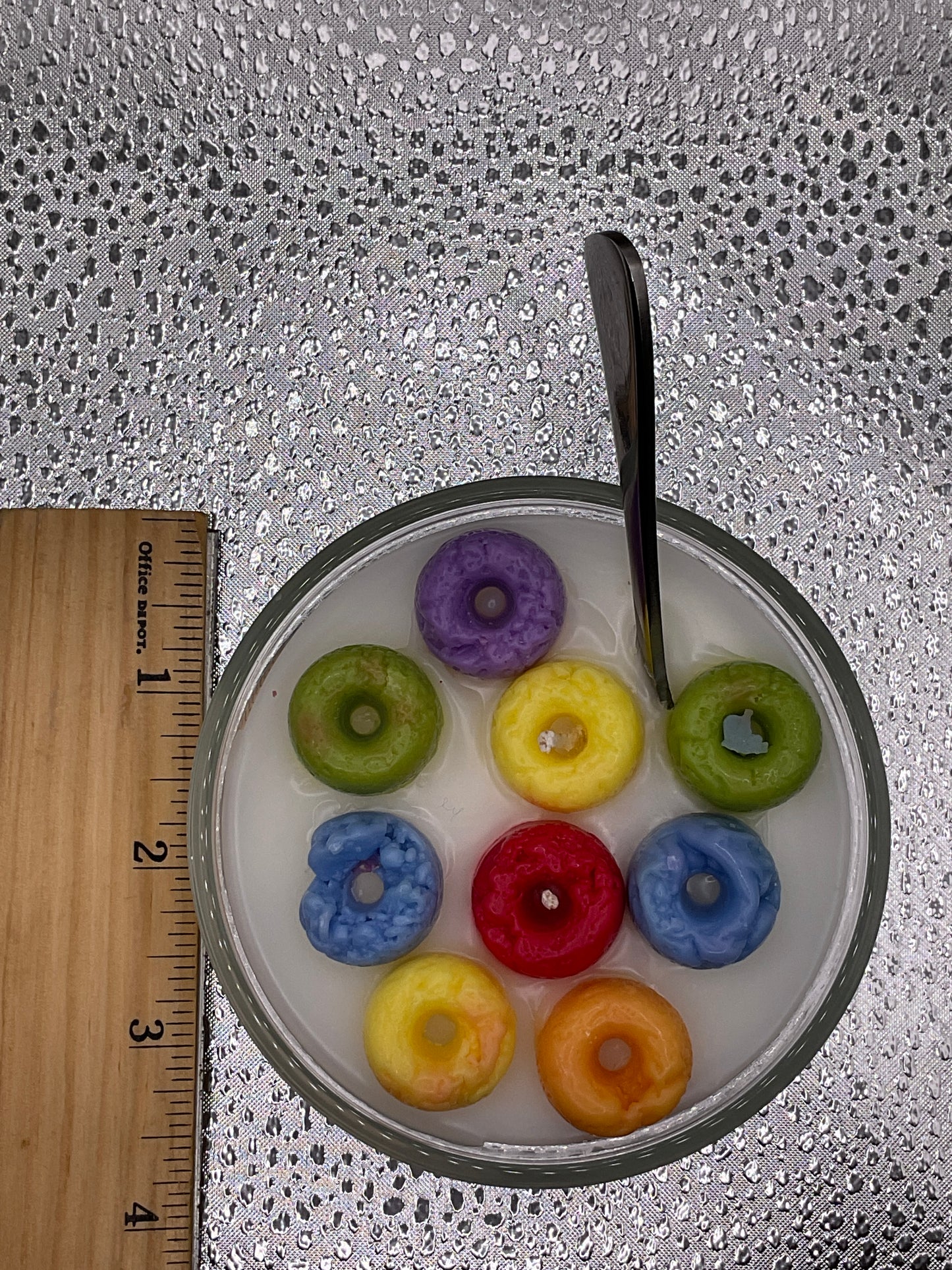 Small Fruity Loops Cereal Candle w/Mini-Spoon!