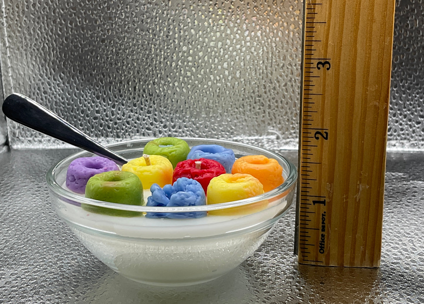 Small Fruity Loops Cereal Candle w/Mini-Spoon!