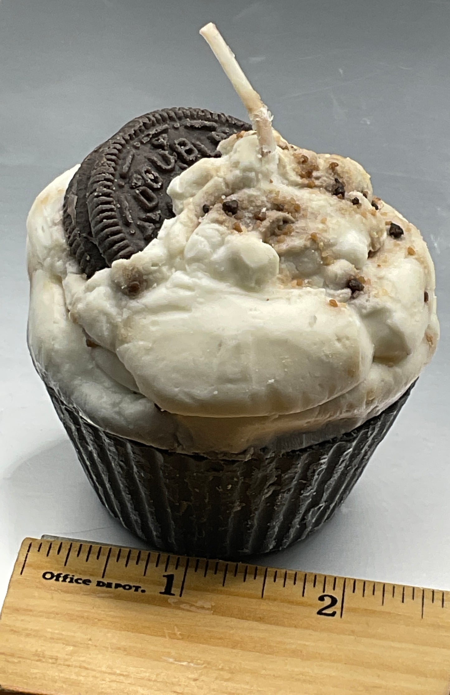 Cookies & Cream Cupcake Candle