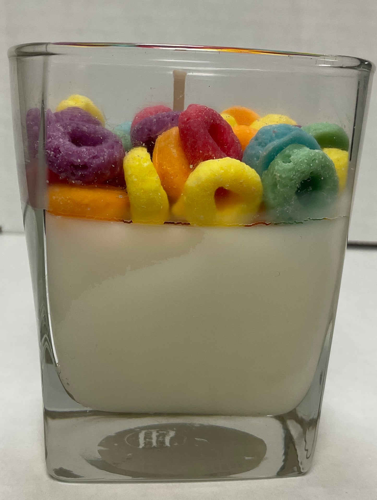 Milk & Cereal Candle – Froot Loop Inspired (10 oz / 284g)