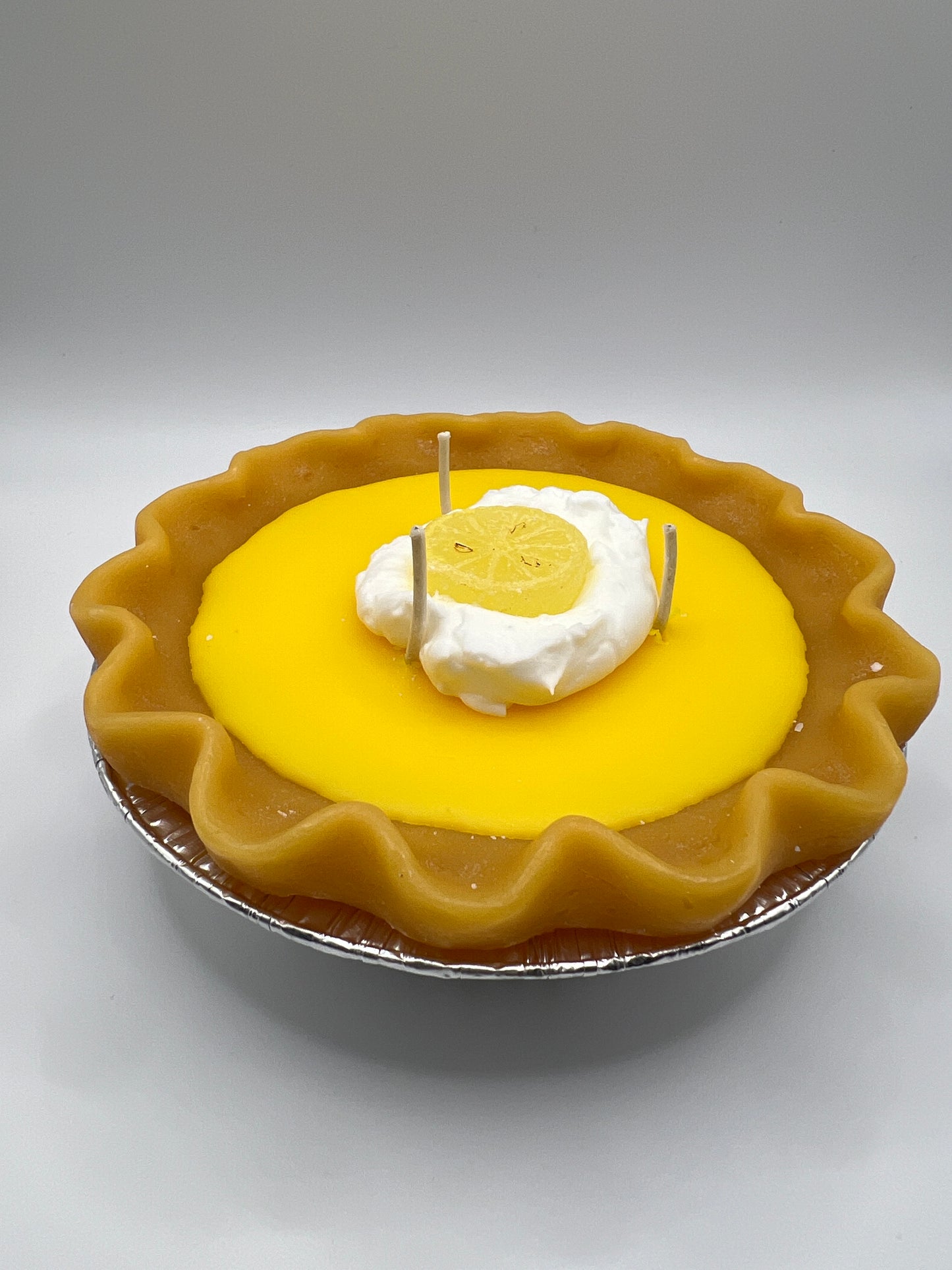 Medium 5 inch Lemon Pie Candle (3wicks)