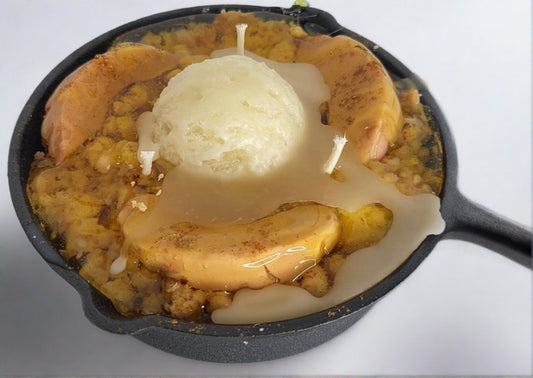 Skillet Dessert Cobbler Candle     (Peach or Apple)